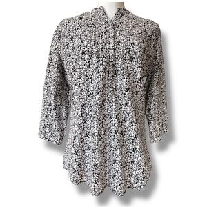 Bit & Bridle Black and White Floral Damask Blouse